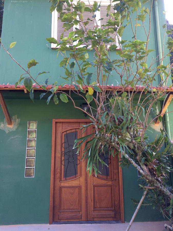 Casa Verde Em Petropolis Hotel ภายนอก รูปภาพ