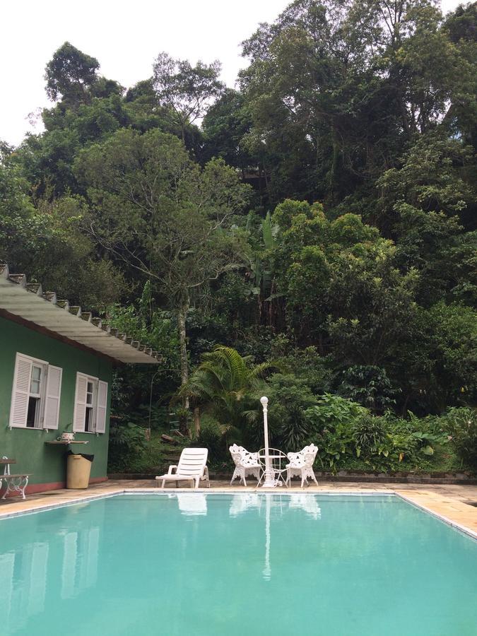 Casa Verde Em Petropolis Hotel ภายนอก รูปภาพ