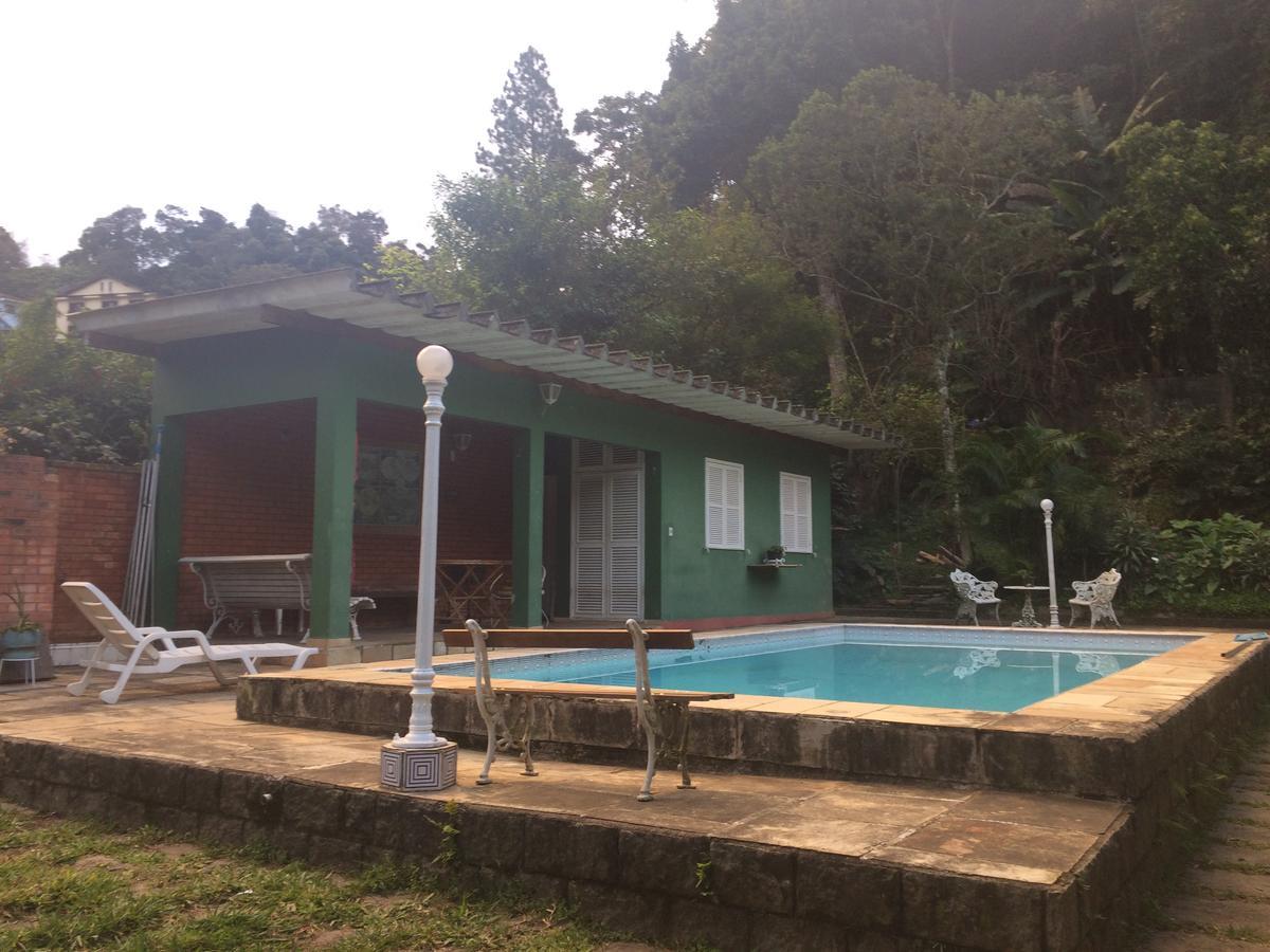 Casa Verde Em Petropolis Hotel ภายนอก รูปภาพ
